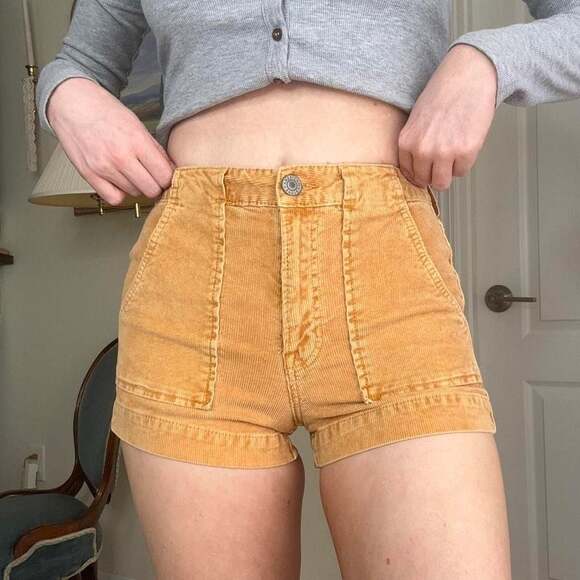American Eagle Outfitters Pants - American Eagle High-Waisted Corduroy Carpenter Shorts Yellow Size 00